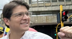 Esperanza para Colombia: Miguel Uribe y la Lucha Contra la Mañosa Reforma Pensional de Petro 6