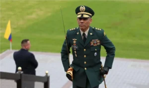 General Eduardo Zapateiro: Por un Ejército sin Ideologías y su Impacto en la Fuerza 9
