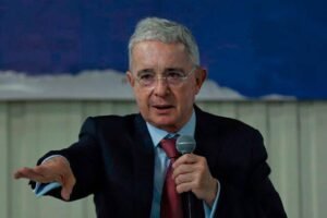 Jueza 44 aplaza juicio oral contra Uribe debido a la falta de notificación de la tutela 6