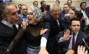 Derrotado Benedetti; se hundió la consulta popular del Gobierno nacional 1