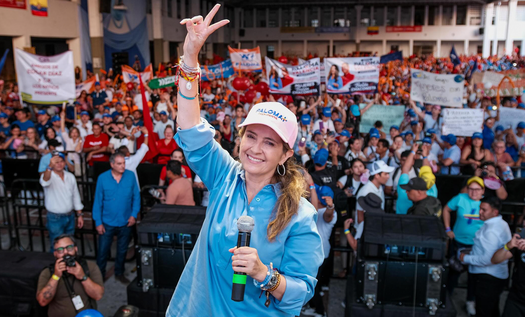 Atención: Paloma Valencia se dispara en las encuestas: derrota a Abelardo y junto al tracking de Yanhaas se consolida en la única que vencería a Iván Cepeda 1 pp